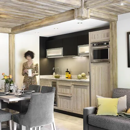 Les Chalets Elena 公寓 *
